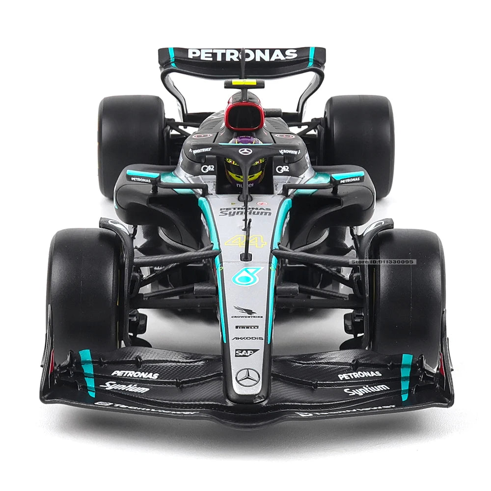 1:24 2024 F1 Mercedes-AMG DieCast Model